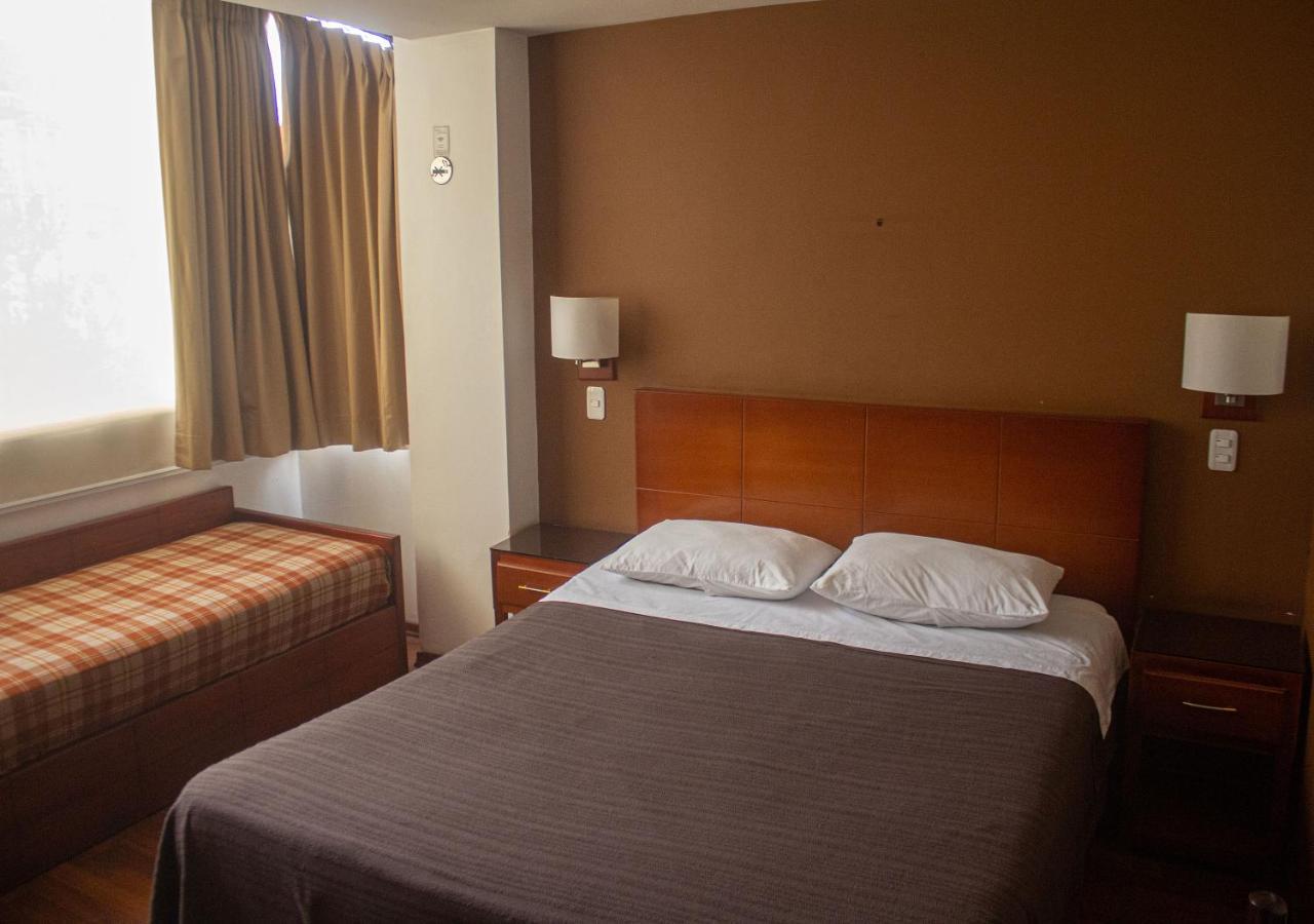Filatelia Suites & Travel Кито Екстериор снимка