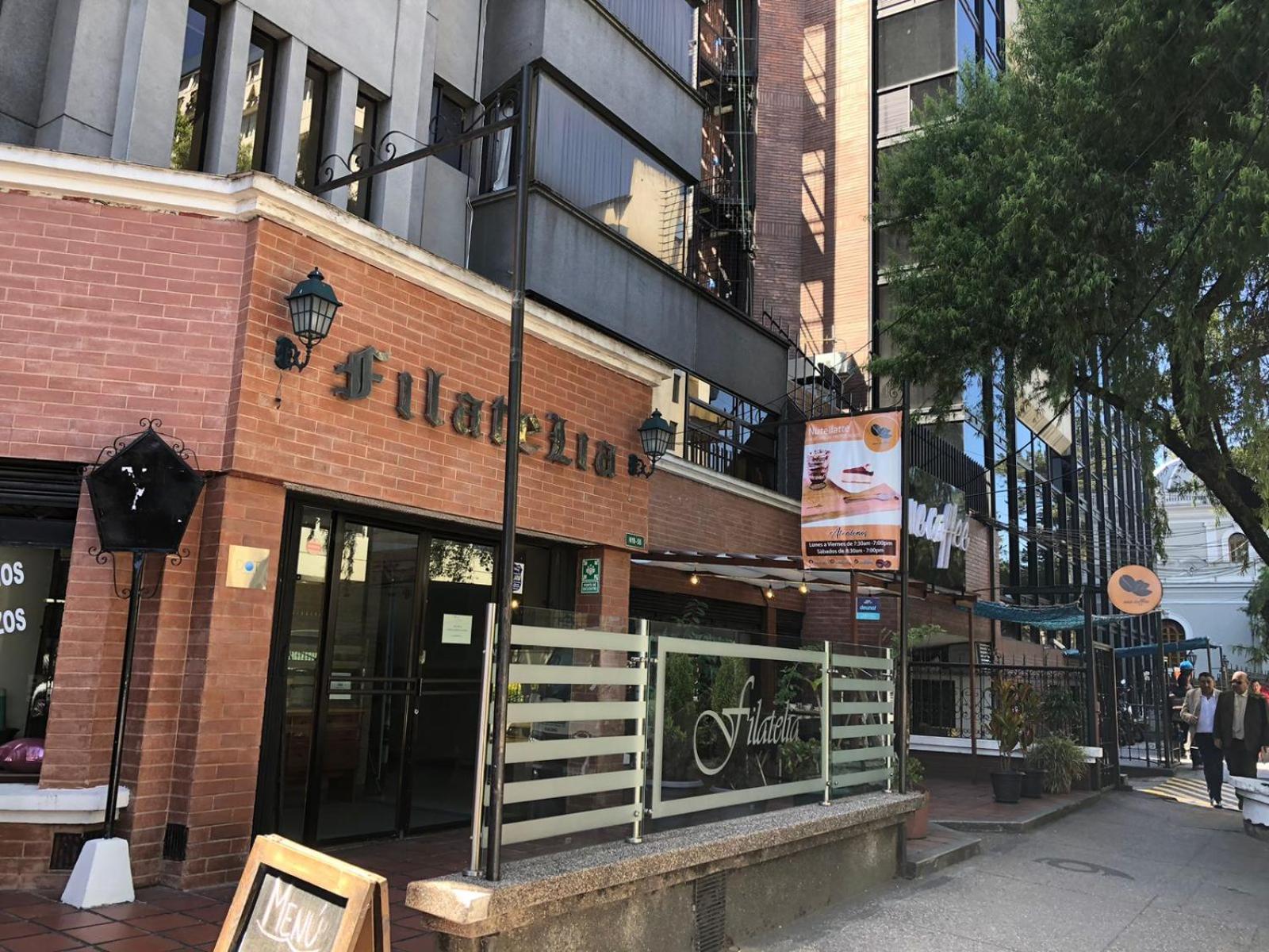Filatelia Suites & Travel Кито Екстериор снимка