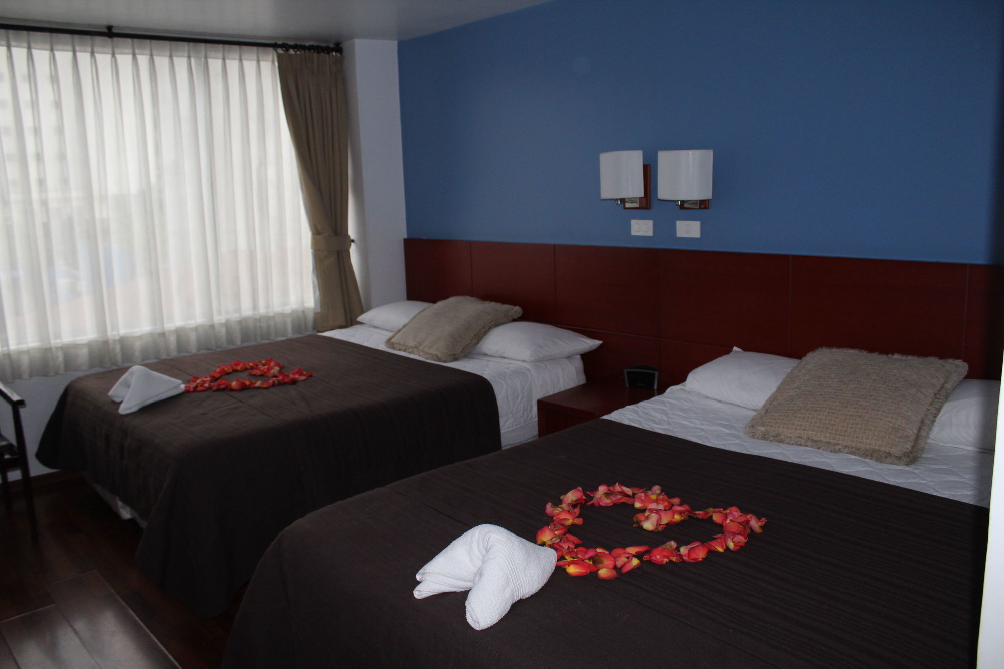 Filatelia Suites & Travel Кито Екстериор снимка