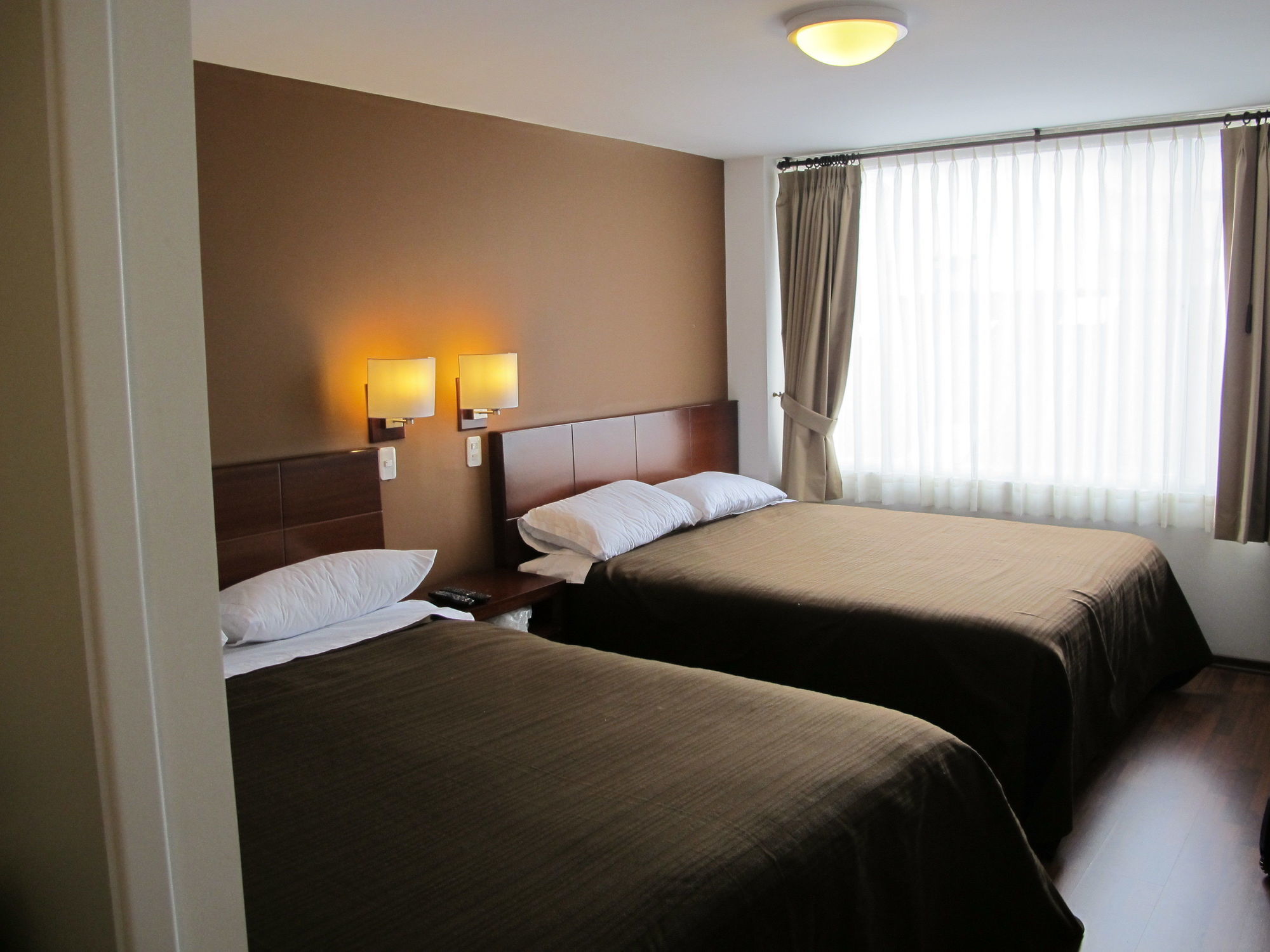 Filatelia Suites & Travel Кито Екстериор снимка